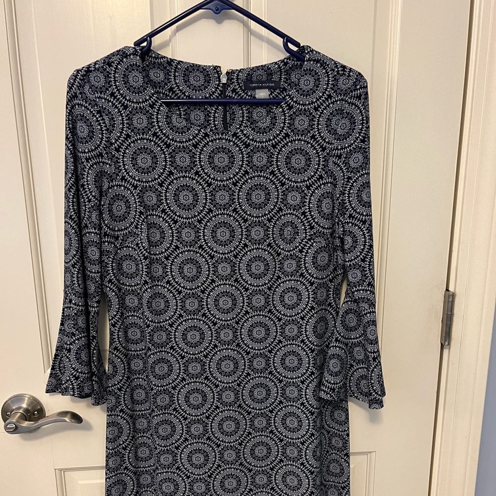 size 6 blue and white dress. knee length